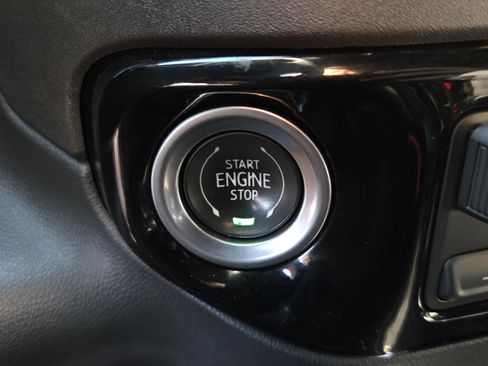 Used 2023 Chevrolet Silverado 1500 High Country w/ High Country Premium Package AWD/4WD image 22