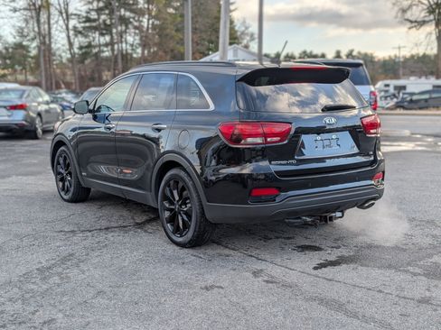 Used 2019 Kia Sorento S image 8