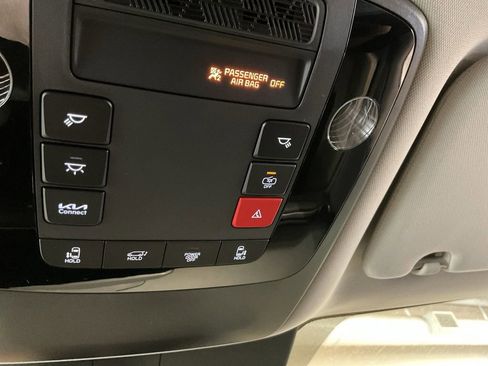 New 2026 Kia Carnival EX FWD image 16