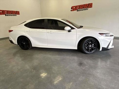 Certified 2026 Toyota Camry SE image 2