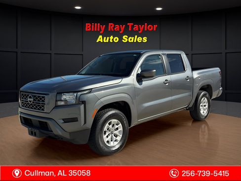 Used 2024 Nissan Frontier SV image 1