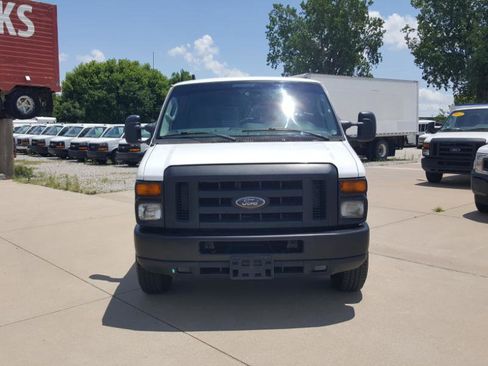 Used 2011 Ford E-350 and Econoline 350 Super Duty w/ PWR Group RWD image 4