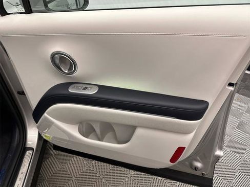 New 2026 Hyundai Palisade Calligraphy image 16