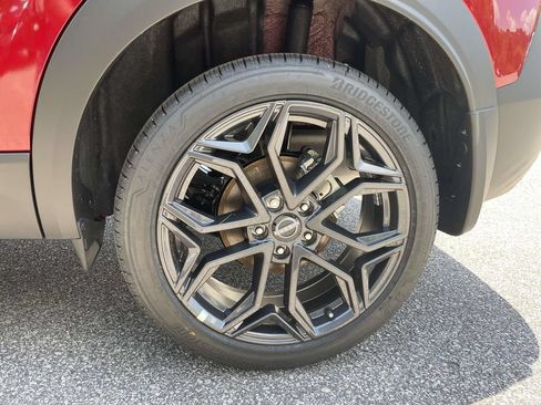 New 2026 Nissan Kicks SR FWD image 7