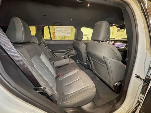 New 2026 Jeep Cherokee Laredo AWD/4WD image 5