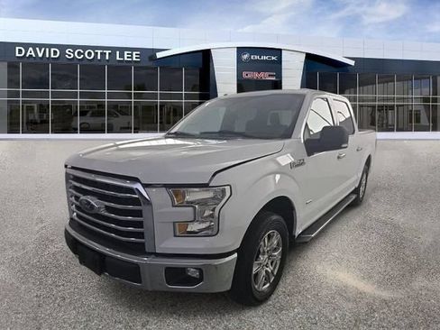 Used 2016 Ford F150 XLT w/ Equipment Group 302A Luxury RWD image 4