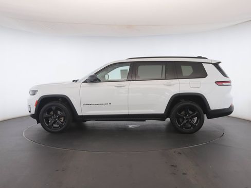 Used 2023 Jeep Grand Cherokee L Limited w/ Luxury Tech Group II AWD/4WD image 22