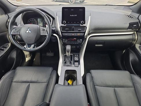 Used 2022 Mitsubishi Eclipse Cross SE image 8