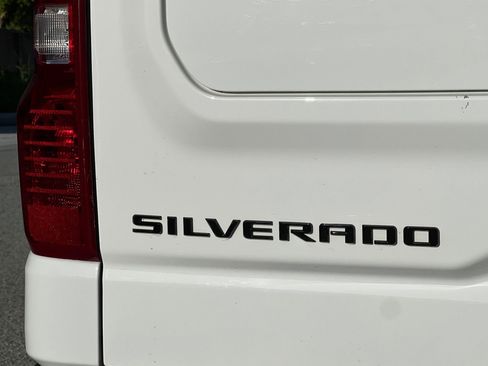 Used 2023 Chevrolet Silverado 1500 Custom w/ LPO, Dark Essentials Package image 26