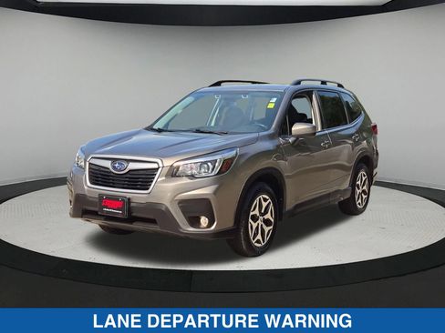 Used 2019 Subaru Forester Premium AWD/4WD image 9