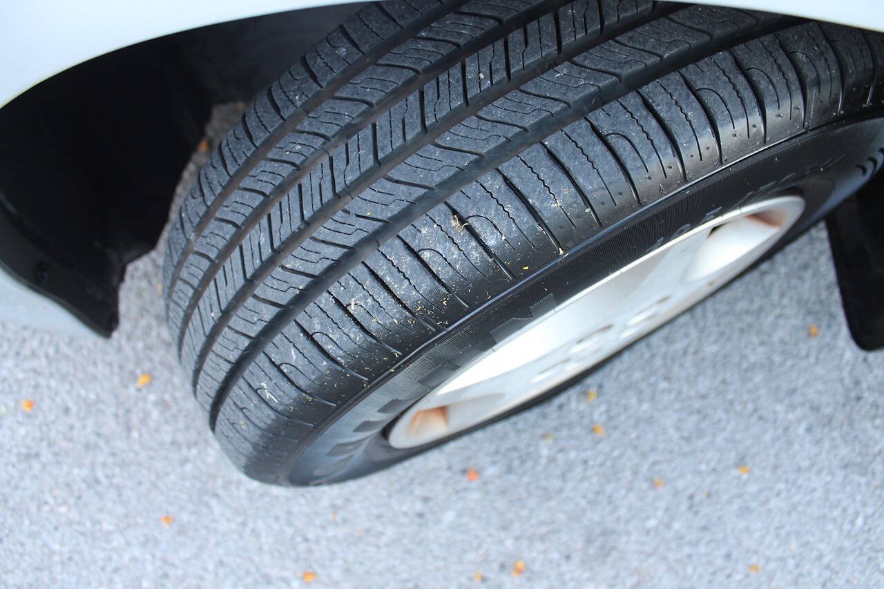 Used 2005 Chevrolet Cavalier Sedan w/ Preferred Equipment Group FWD image 17