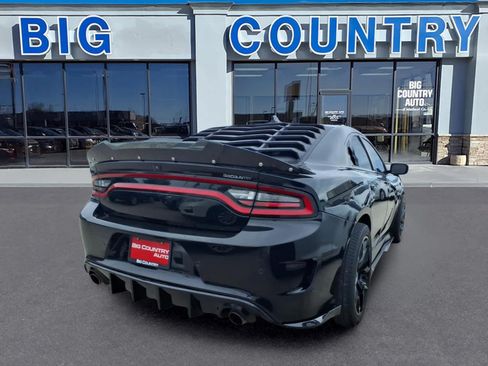Used 2019 Dodge Charger GT RWD image 7