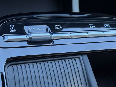 New 2026 Hyundai Tucson Blue SE image 23