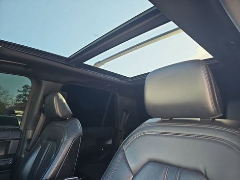 Used 2021 Ford Expedition Limited image 10