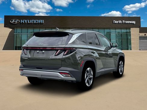 Used 2026 Hyundai Tucson SEL FWD image 7