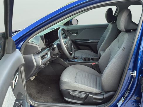 Certified 2025 Kia K4 EX FWD image 13