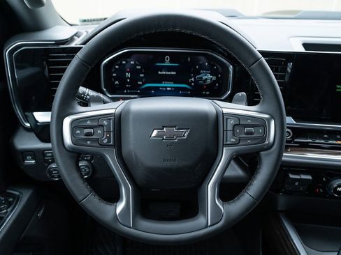 New 2026 Chevrolet Silverado 1500 LT Trail Boss w/ Convenience Package II image 17