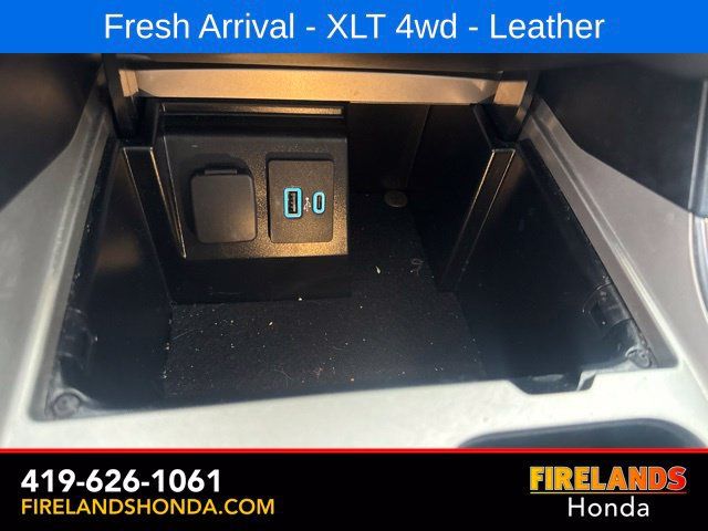 Used 2022 Ford Explorer XLT w/ Equipment Group 202A AWD/4WD image 27