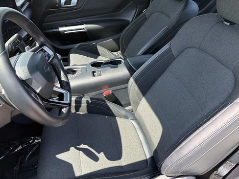 Used 2025 Ford Mustang GT RWD image 17
