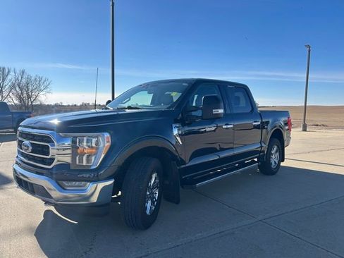 Used 2021 Ford F150 XLT w/ Equipment Group 302A High image 5