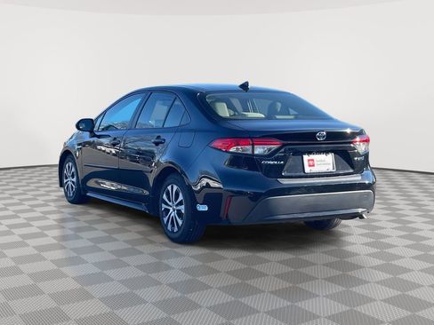 Used 2020 Toyota Corolla LE image 5