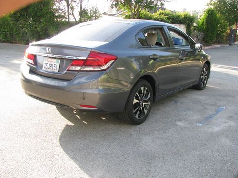 Used 2014 Honda Civic EX image 6
