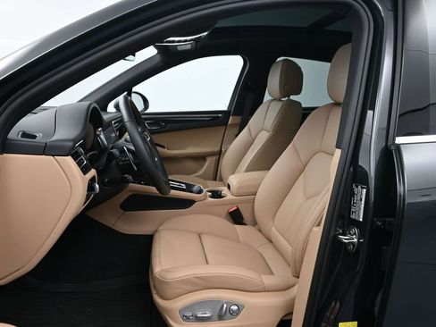 Used 2026 Porsche Macan image 5