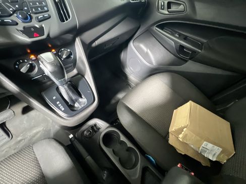 Used 2016 Ford Transit Connect XL FWD image 24