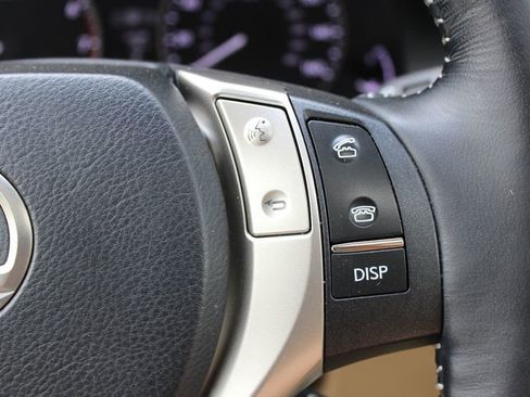 Used 2015 Lexus ES 350 w/ Luxury Package FWD image 18