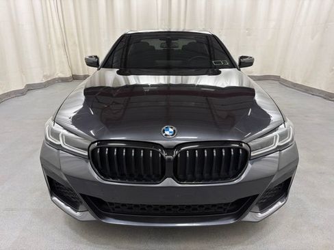 Used 2023 BMW 530i xDrive w/ M Sport Package AWD/4WD image 8
