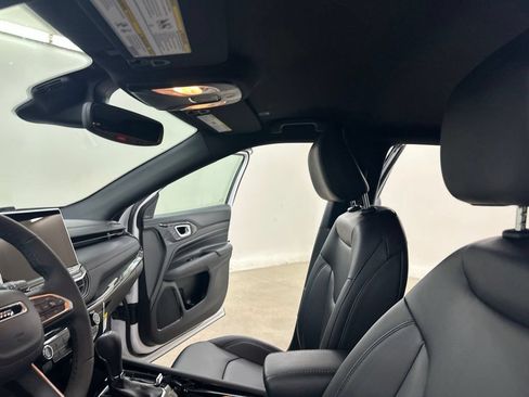 New 2026 Jeep Compass Limited AWD/4WD image 39