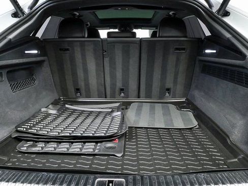 Used 2023 Audi SQ8 Prestige w/ Prestige Package image 28