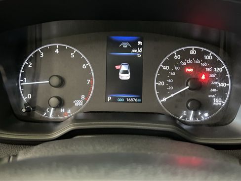 Used 2025 Toyota Corolla LE w/ LE Premium Package FWD image 16