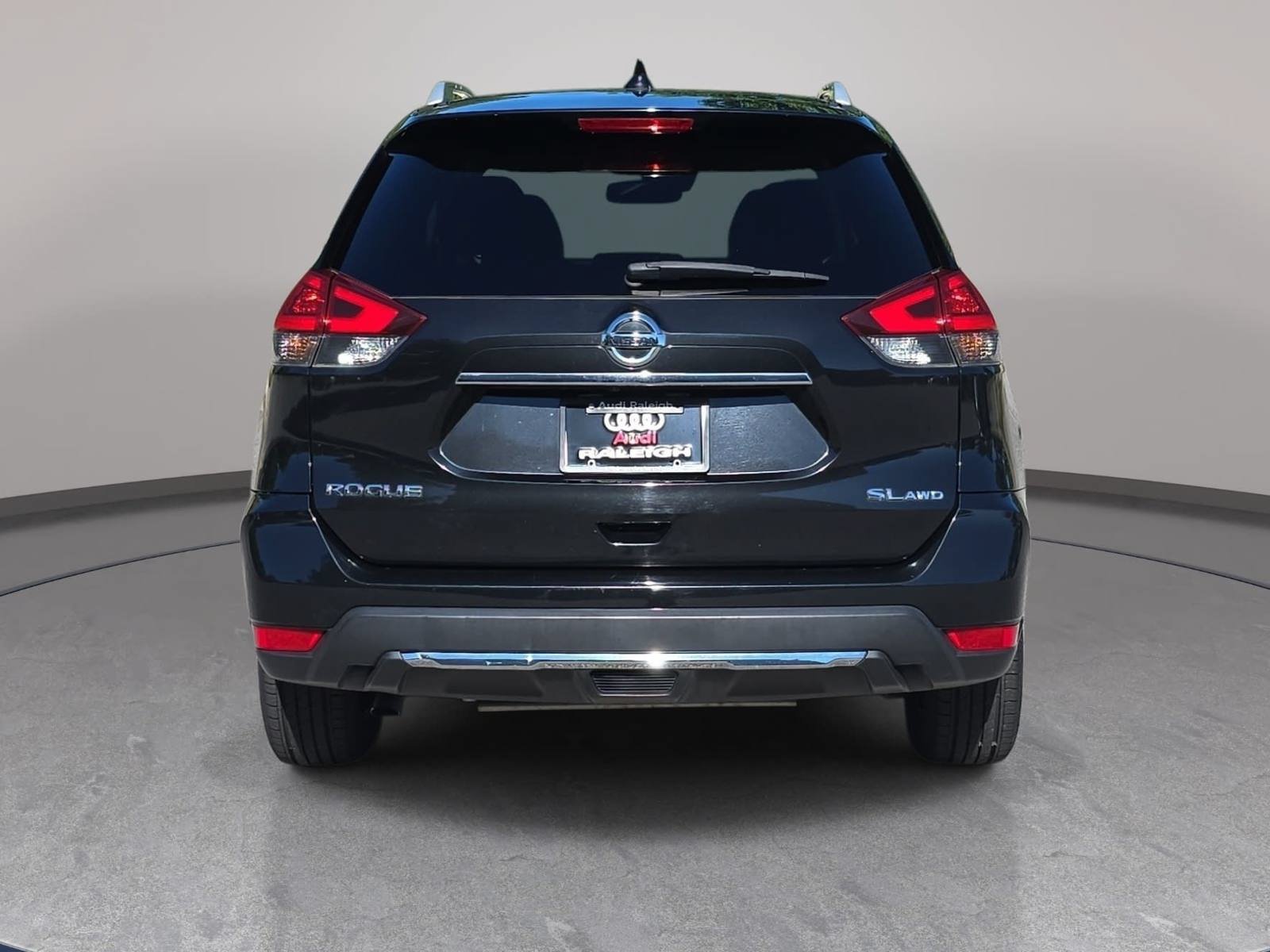 Used 2018 Nissan Rogue SL AWD/4WD image 7