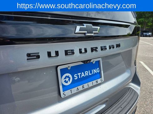 Used 2025 Chevrolet Suburban Z71 AWD/4WD image 38