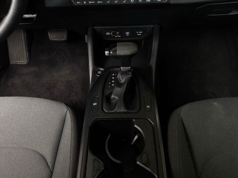 Used 2025 Kia K4 FWD image 14