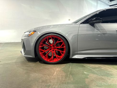 Used 2022 Audi RS 6 w/ Black Optic Package image 3