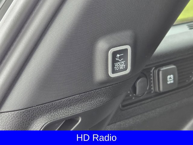 New 2026 Jeep Grand Cherokee Altitude RWD image 9