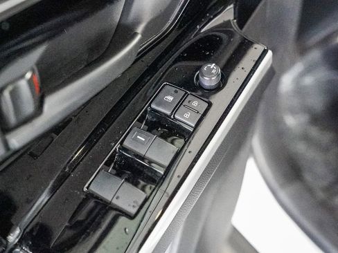 Used 2025 Toyota bZ4X XLE w/ Weather Package image 21