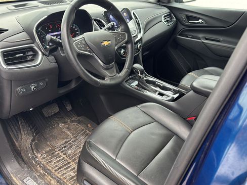 Used 2023 Chevrolet Equinox Premier image 12