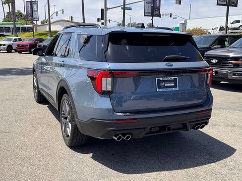 Used 2026 Ford Explorer ST RWD image 10