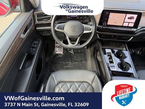 Certified 2024 Volkswagen Atlas SEL Premium R-Line AWD/4WD image 16
