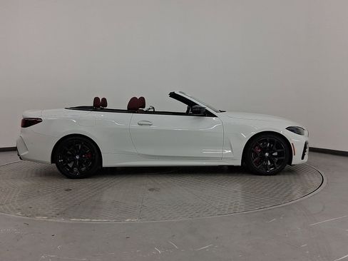 Certified 2025 BMW M440i Convertible w/ Premium Package image 8