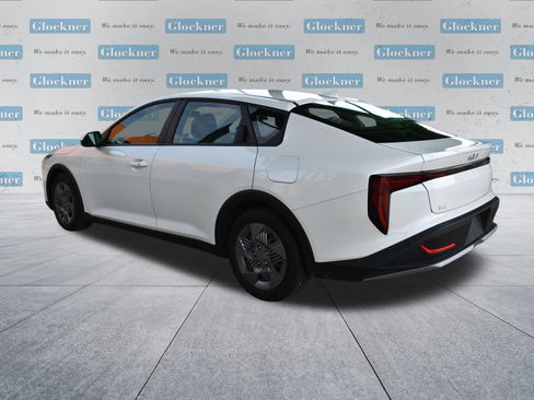 Used 2025 Kia K4 LX FWD image 8