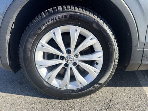 Used 2019 Volkswagen Tiguan SE w/ 3rd Row Seat Package image 3