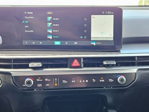 Used 2024 Kia Sorento S image 21