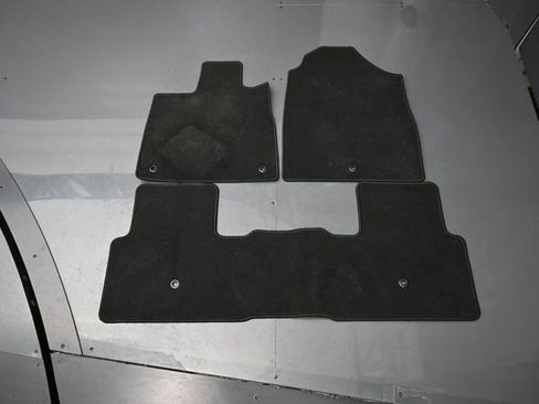 Used 2025 Honda Pilot EX-L image 40