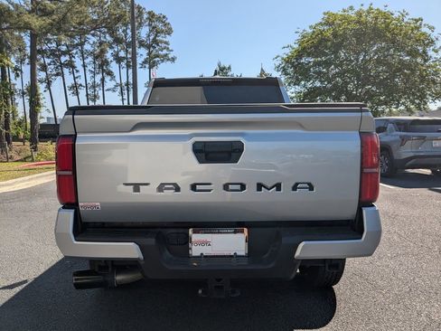 Used 2024 Toyota Tacoma SR5 image 5