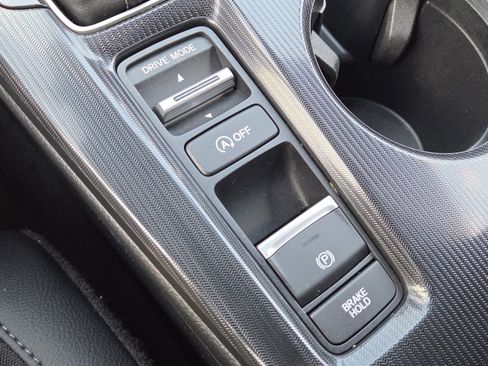 Used 2025 Honda Civic Sport image 4
