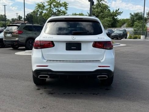 Used 2022 Mercedes-Benz GLC 300 4MATIC image 5
